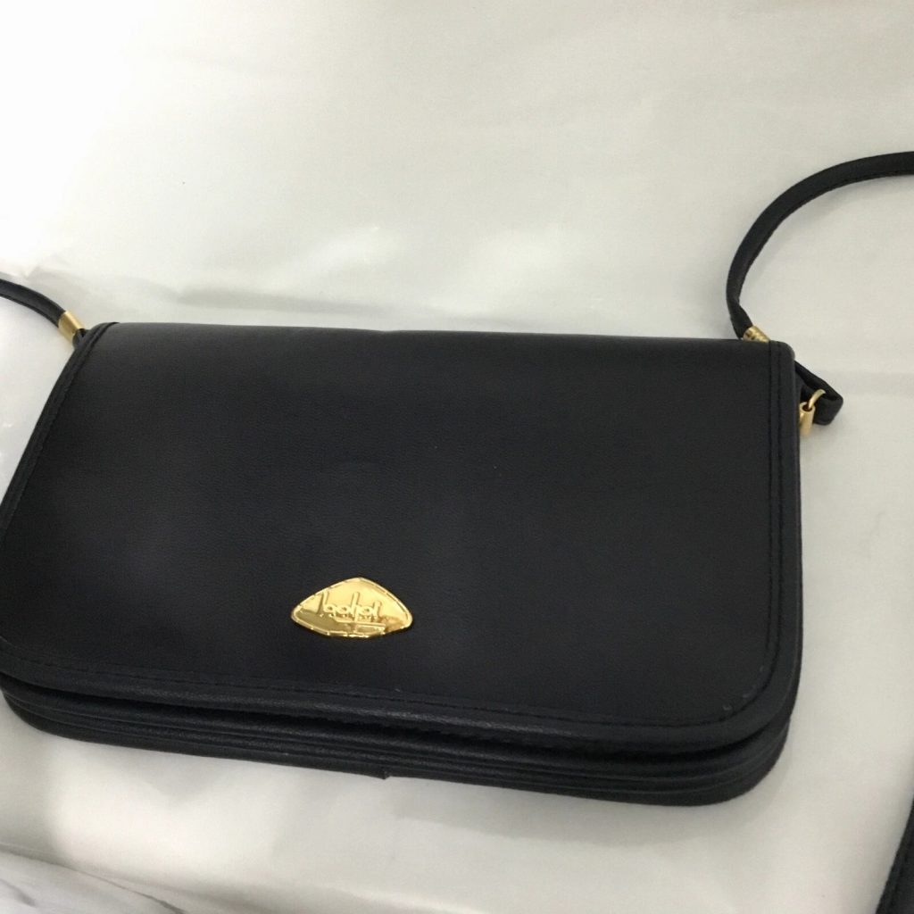 vintage crossbody bag